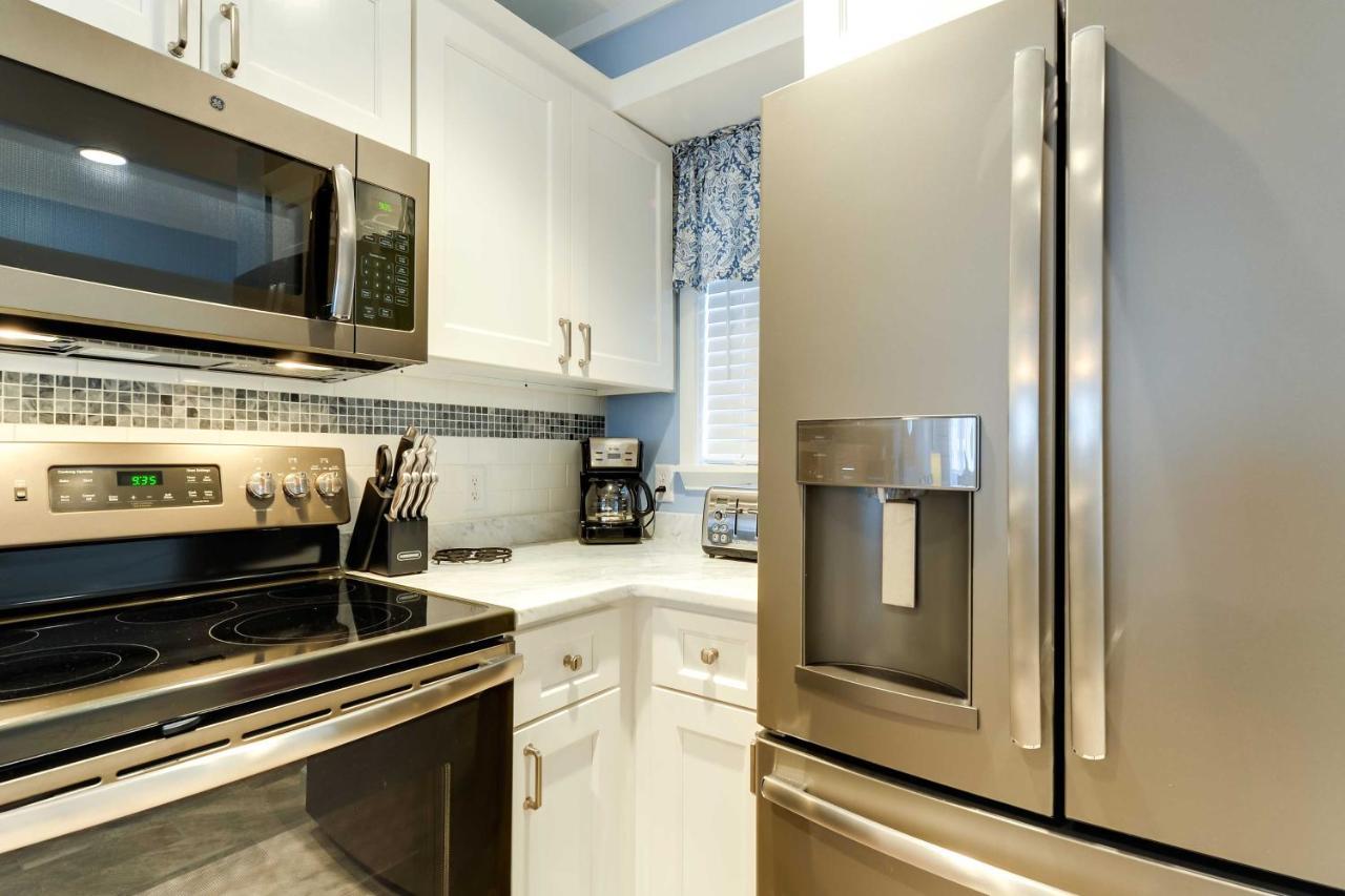 Hilton Head Resort Condo With Pools, Walk To Beach! ヒルトンヘッドアイランド エクステリア 写真
