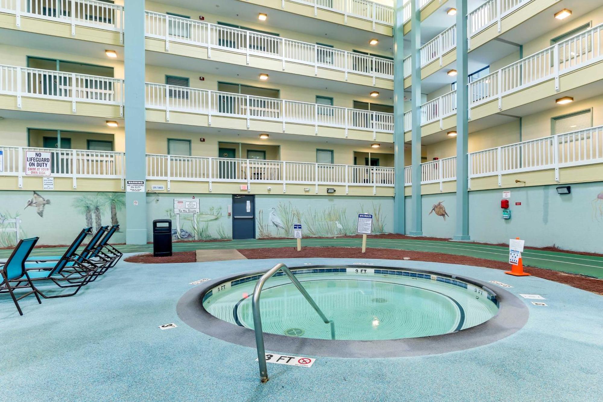 Hilton Head Resort Condo With Pools, Walk To Beach! ヒルトンヘッドアイランド エクステリア 写真