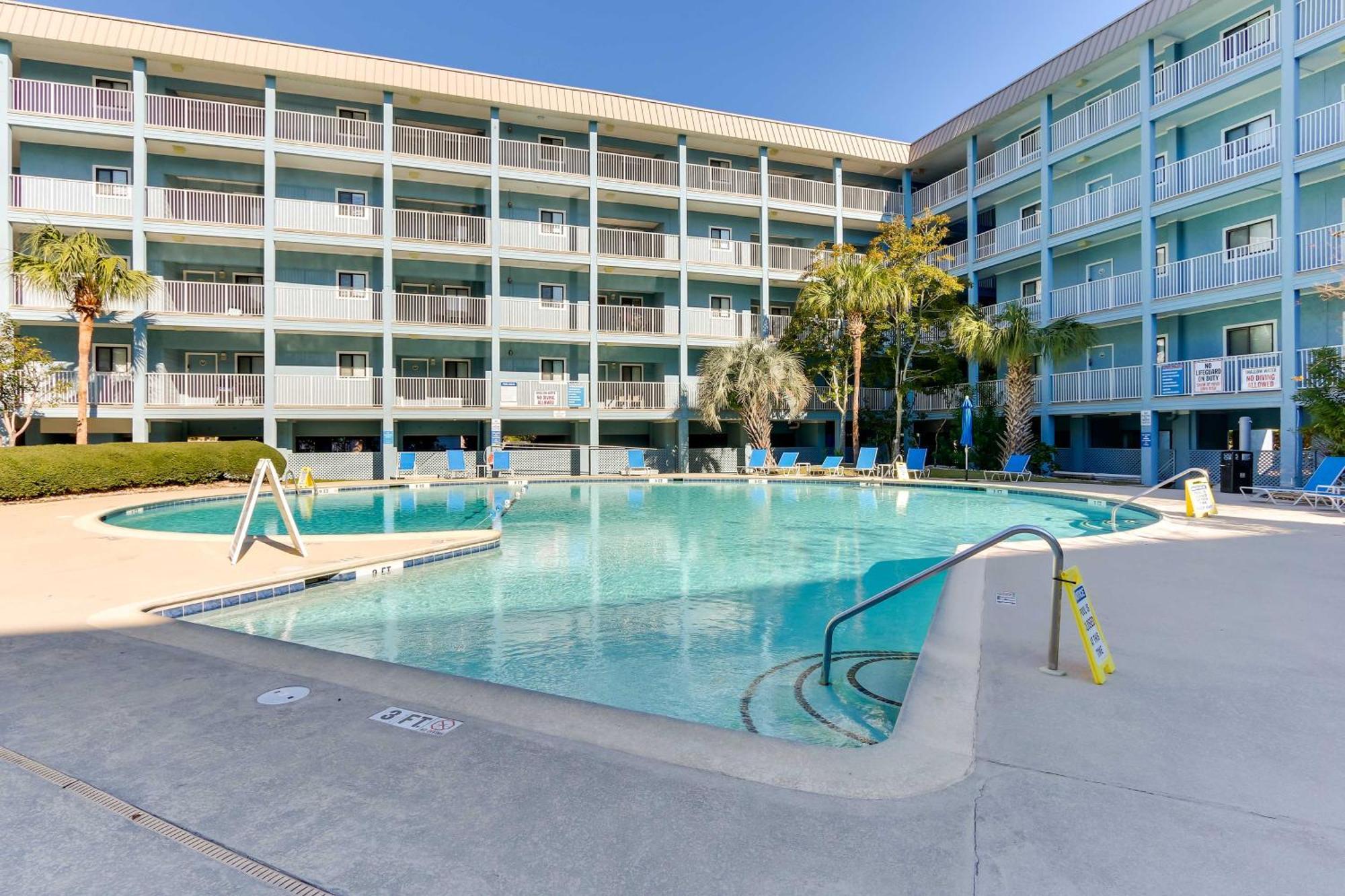 Hilton Head Resort Condo With Pools, Walk To Beach! ヒルトンヘッドアイランド エクステリア 写真